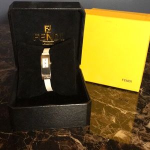 🌸 Fendi Watch 🌸